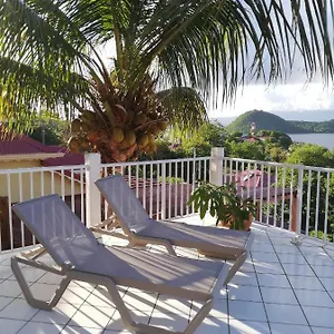 Hébergement de vacances Roches Percees ***, Terre-De-Haut