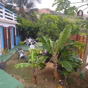 Appartement Maison Chaleureuse Avec Vue Sur, Terre-De-Haut